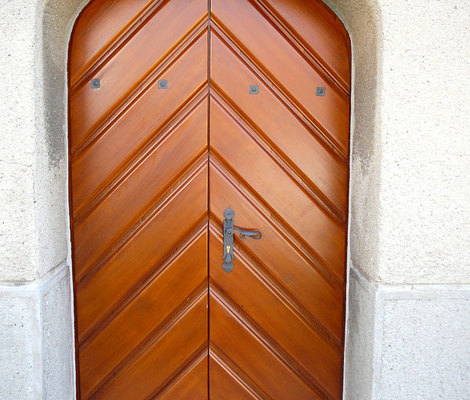 Repliky a vchodové dveře | kostel sv. Urbana - Nejdek